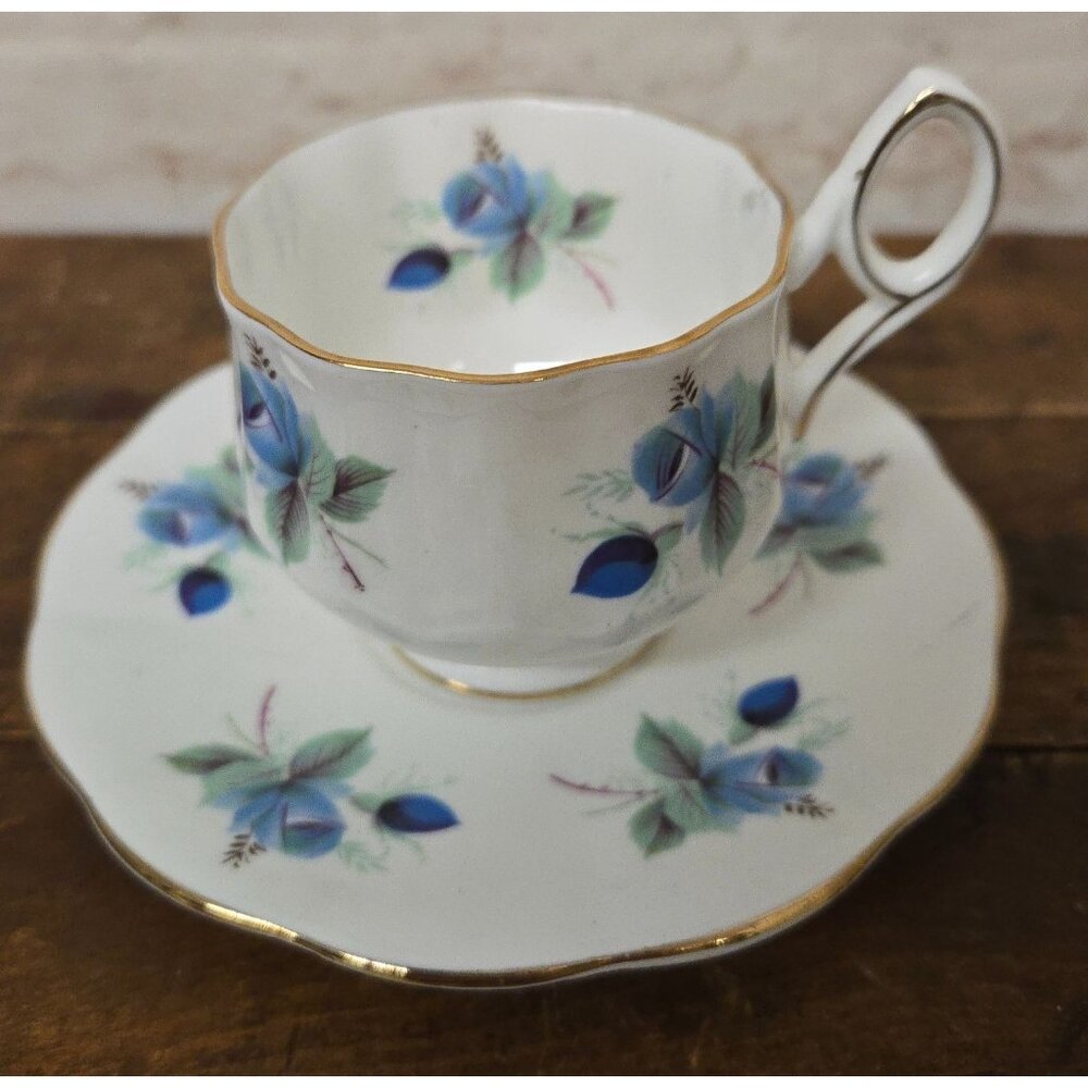 Elizabethan DEMITASSE Tea Cup Saucer Taylor Kent England Bone China Blue Floral